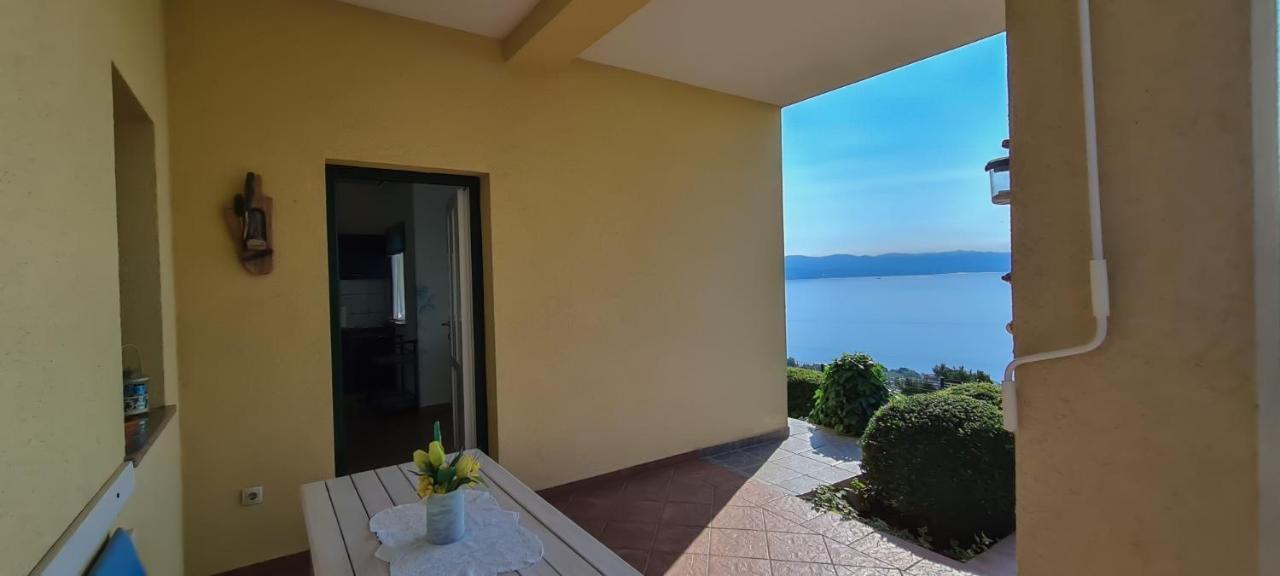 Apartments Villa Krasa ลอฟราน ภายนอก รูปภาพ